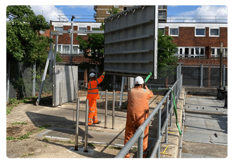 Penstock on crane